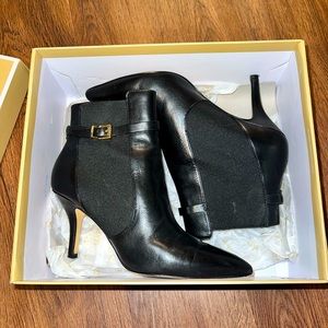 Michael Kors Jet Set 6 Booties Size 8